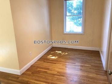 Boston - 4 Beds, 2 Baths