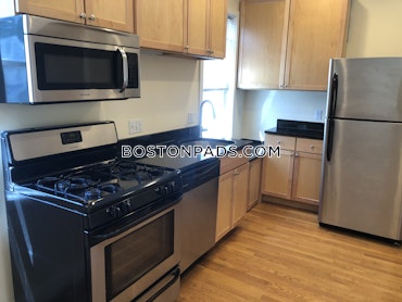 Boston - 4 Beds, 2 Baths