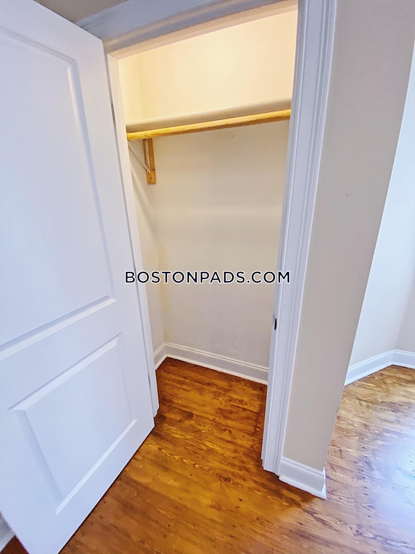 BOSTON - JAMAICA PLAIN - JACKSON SQUARE - 3 Beds, 2 Baths - Image 10