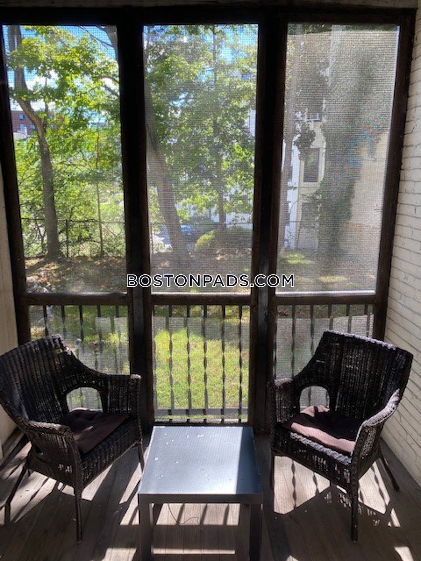 BOSTON - BRIGHTON- WASHINGTON ST./ ALLSTON ST. - 2 Beds, 1 Bath - Image 3