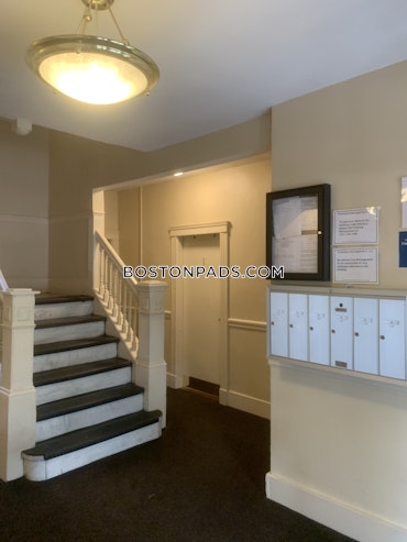 Boston - 2 Beds, 1 Baths