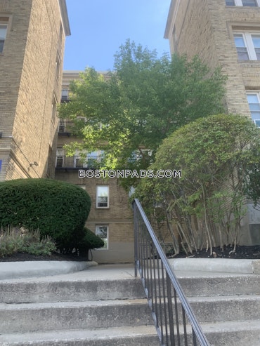 Boston - 2 Beds, 1 Baths