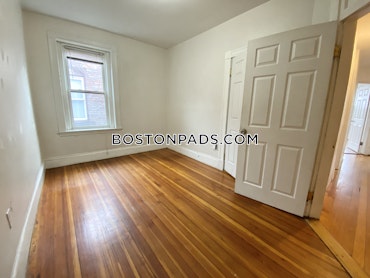 Boston - 4 Beds, 1 Baths