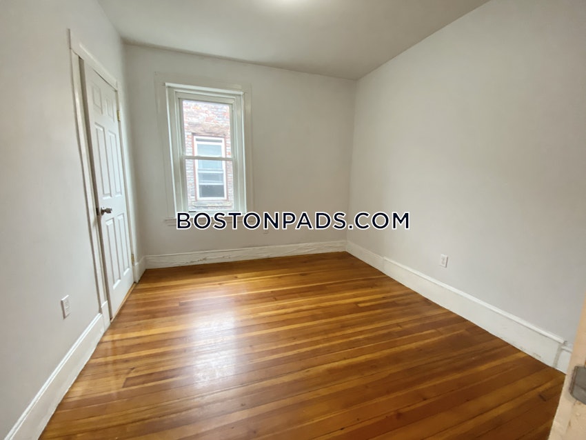 BOSTON - LOWER ALLSTON - 4 Beds, 1 Bath - Image 7