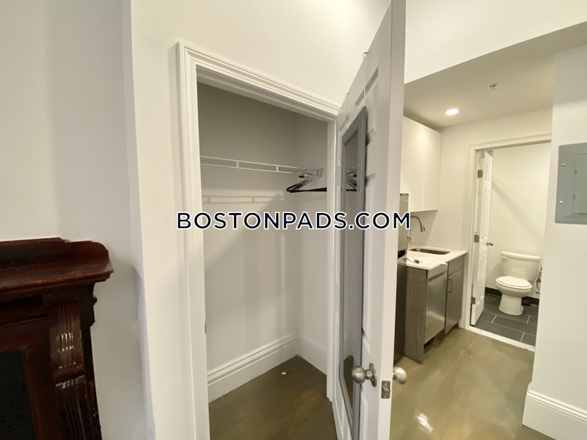 BOSTON - BACK BAY - Studio , 1 Bath - Image 17