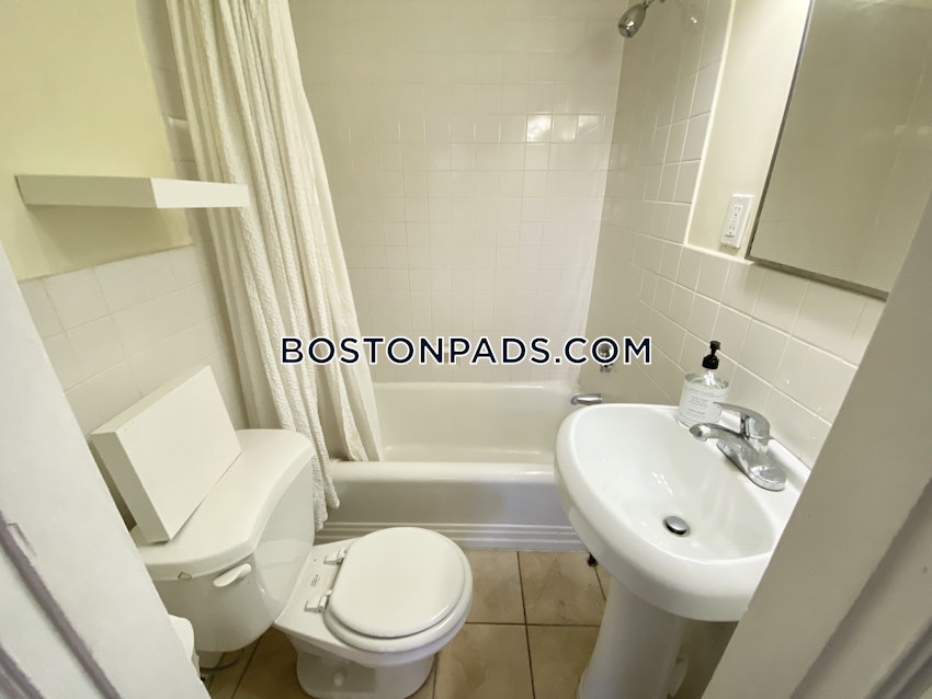 BOSTON - BACK BAY - 1 Bed, 1 Bath - Image 44