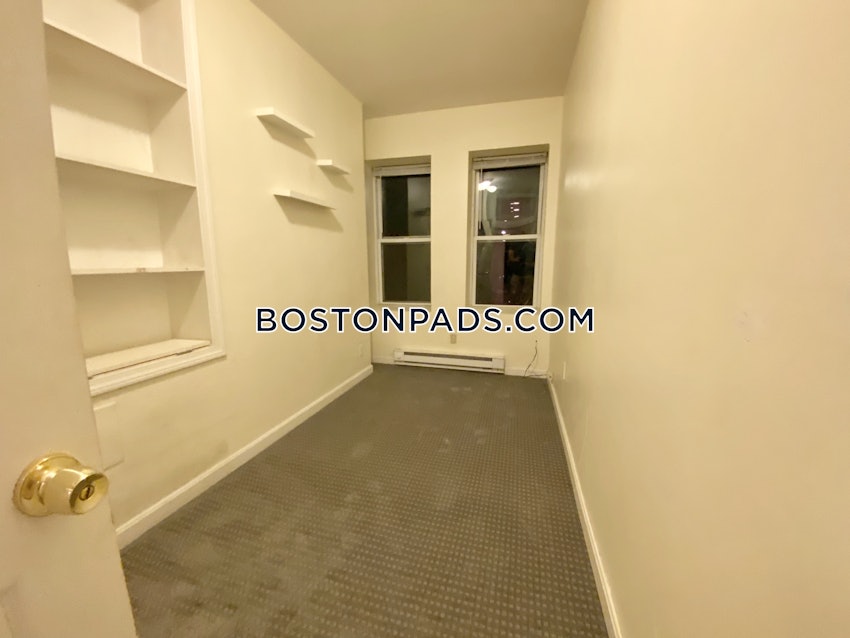 BOSTON - NORTHEASTERN/SYMPHONY - 4 Beds, 1 Bath - Image 1
