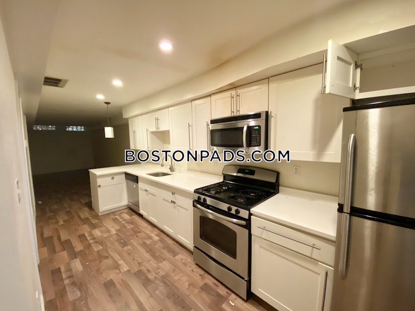 BOSTON - NORTHEASTERN/SYMPHONY - 5 Beds, 2 Baths - Image 12