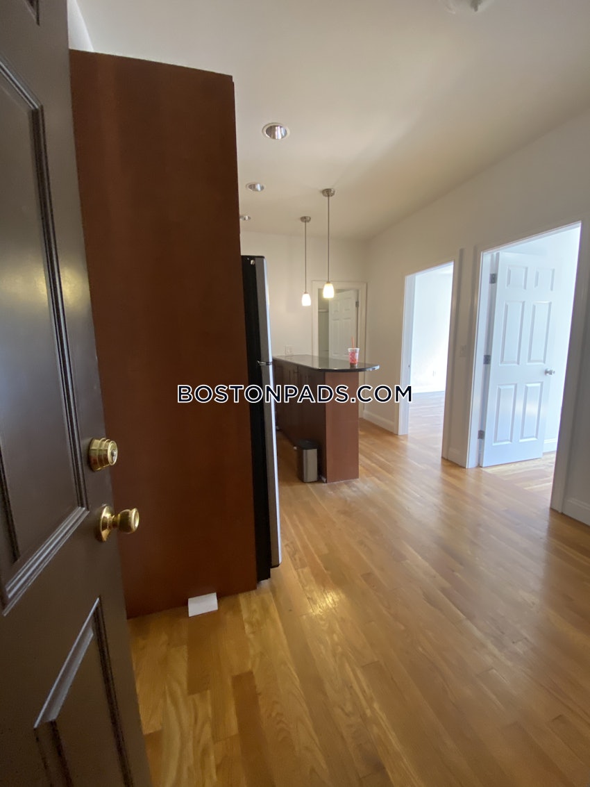 BOSTON - FENWAY/KENMORE - 1 Bed, 1 Bath - Image 7