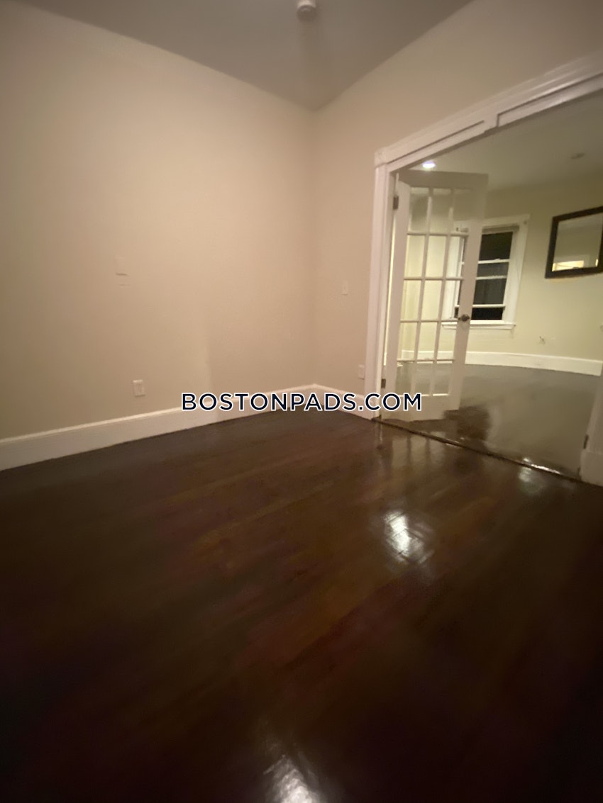 BOSTON - JAMAICA PLAIN - STONY BROOK - 4 Beds, 1 Bath - Image 21