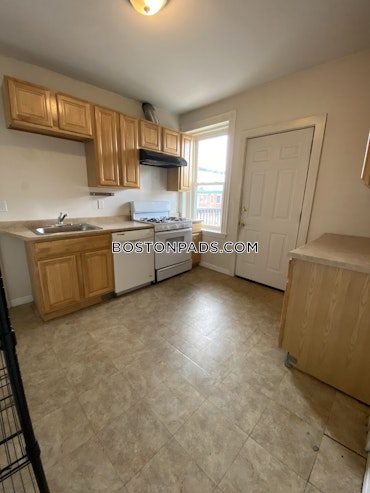 Boston - 4 Beds, 1 Baths