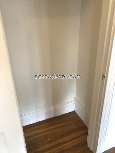 Boston - 2 Beds, 1 Baths