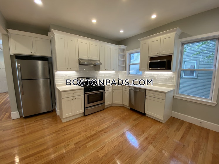 Hyde Park Ave., Boston