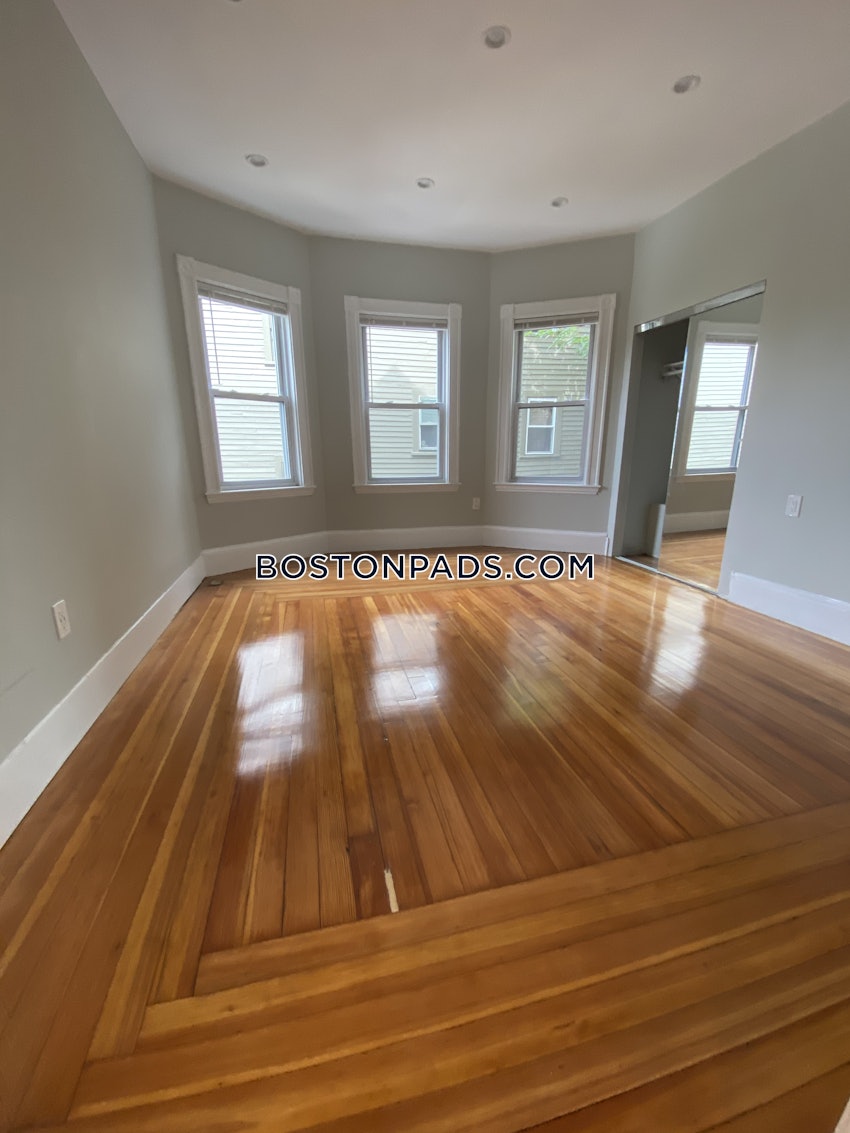 BOSTON - JAMAICA PLAIN - FOREST HILLS - 4 Beds, 2 Baths - Image 22