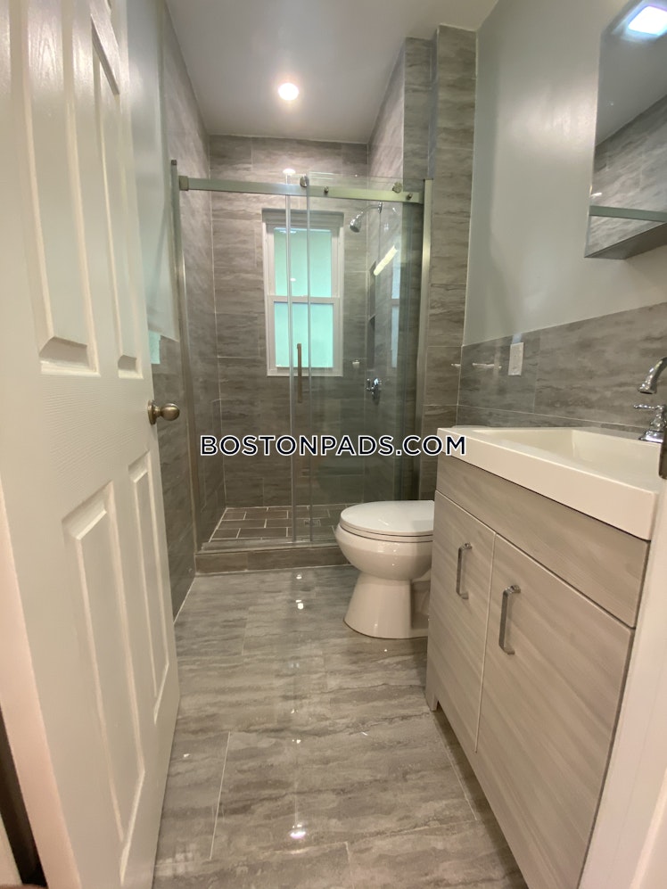 Hyde Park Ave., Boston