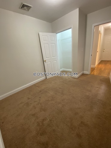 Boston - 3 Beds, 1 Baths