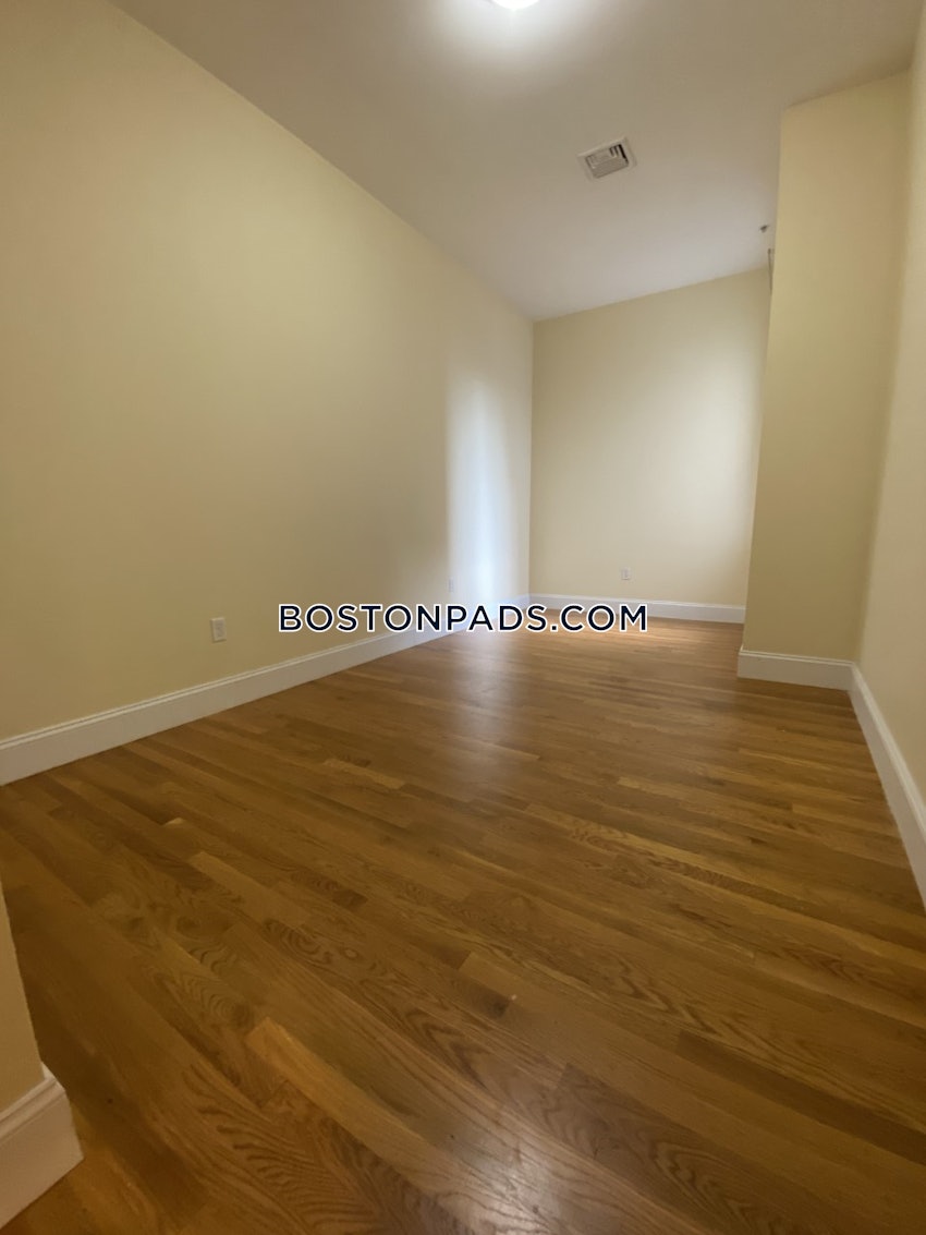 BOSTON - SOUTH BOSTON - WEST SIDE - 3 Beds, 1 Bath - Image 4