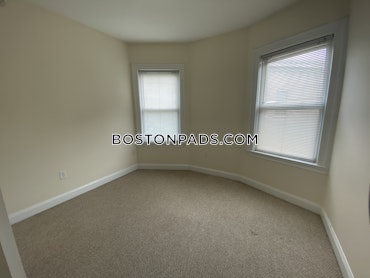 Boston - 2 Beds, 1 Baths