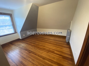 Boston - 3 Beds, 1 Baths