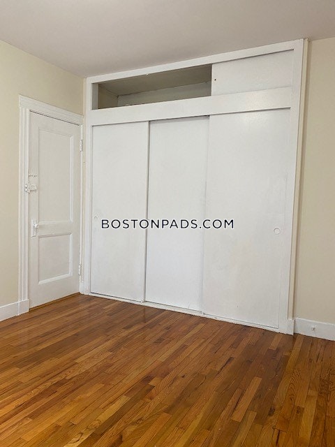 Boston - 1 Beds, 1 Baths