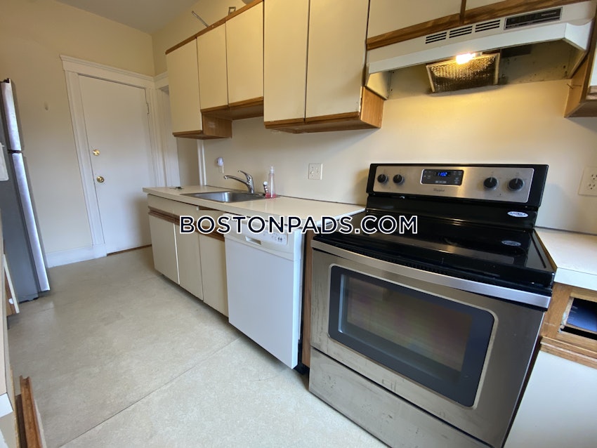 BOSTON - BRIGHTON - CLEVELAND CIRCLE - 3 Beds, 1 Bath - Image 24