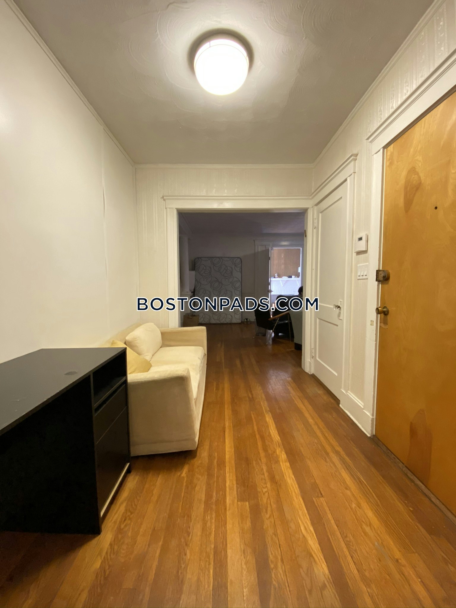 Newton - 5 Beds, 2.5 Baths