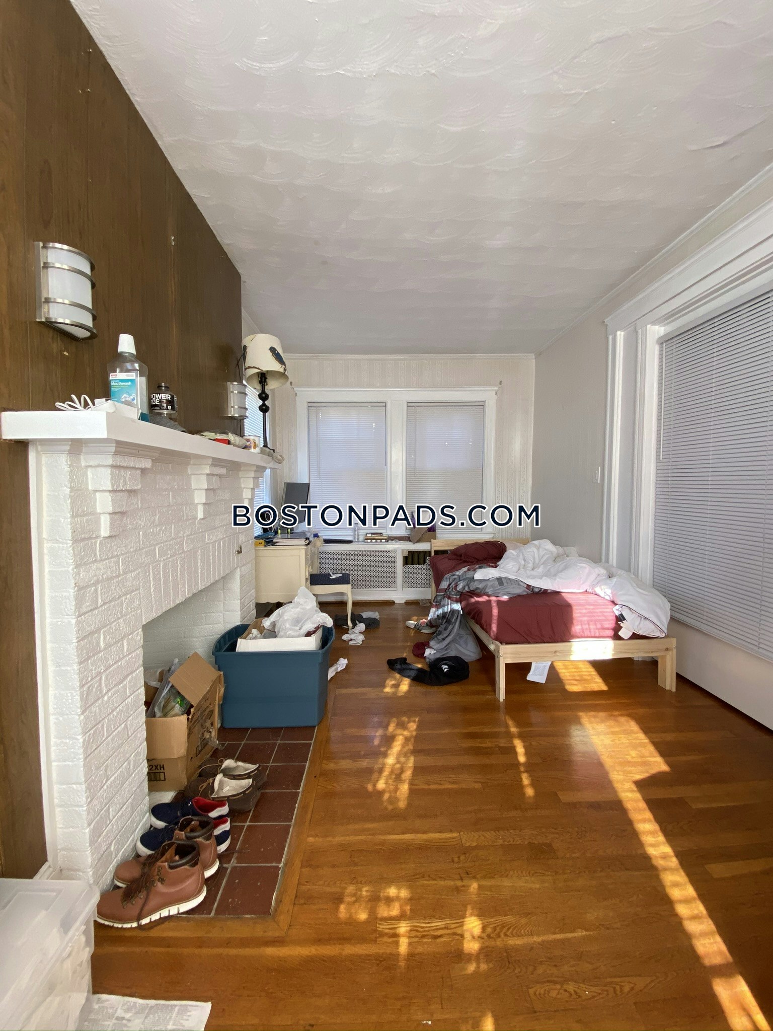 Newton - 5 Beds, 2.5 Baths