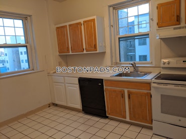 Boston - 2 Beds, 1 Baths