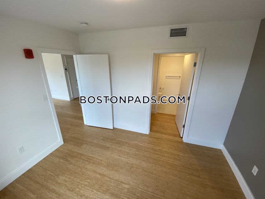 BOSTON - ALLSTON - 2 Beds, 2 Baths - Image 4