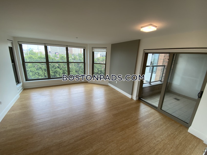 Boston - $4,200+ /month