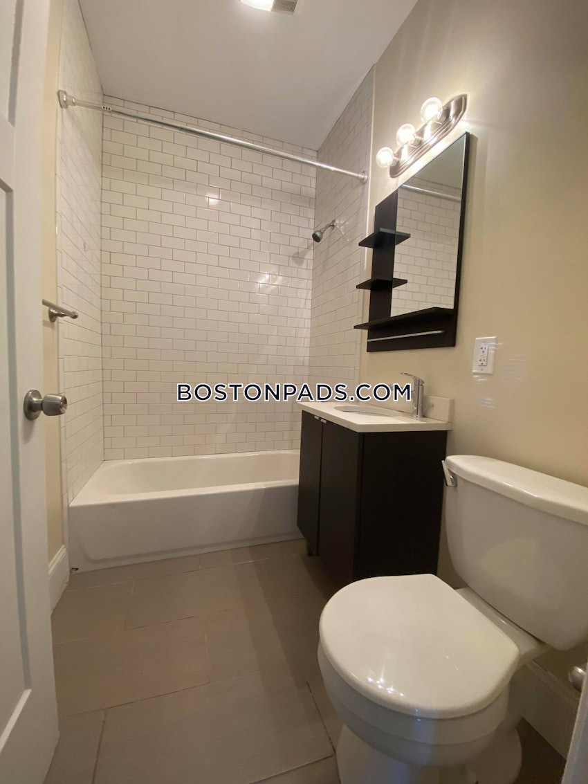 BOSTON - CHARLESTOWN - 4 Beds, 2 Baths - Image 15