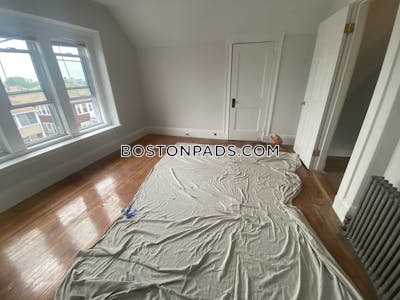 Somerville Apartment for rent 4 Bedrooms 1.5 Baths  Tufts - $5,600