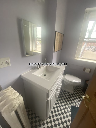 Boston - 4 Beds, 2 Baths