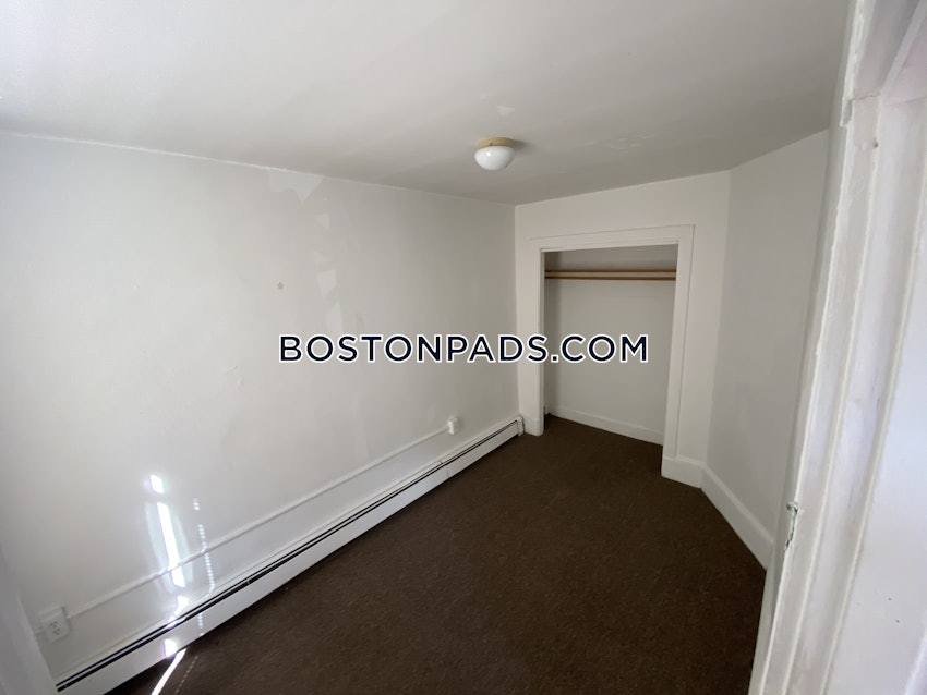 BOSTON - MISSION HILL - 3 Beds, 1 Bath - Image 13