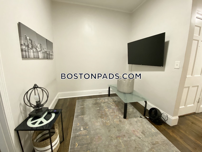 BOSTON - BACK BAY - 3 Beds, 1 Bath - Image 16