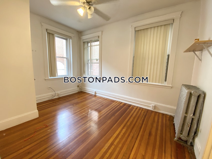 Boston - $2,680+ /month