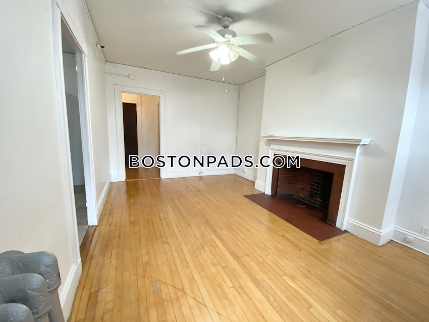 BOSTON - NORTHEASTERN/SYMPHONY - 1 Bed, 1 Bath - Image 13