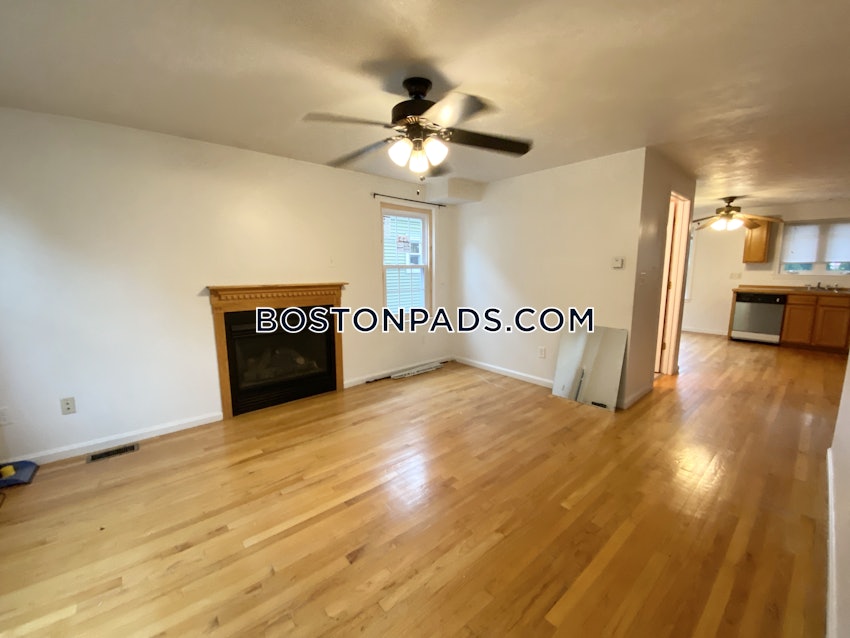 BOSTON - MISSION HILL - 3 Beds, 2.5 Baths - Image 29