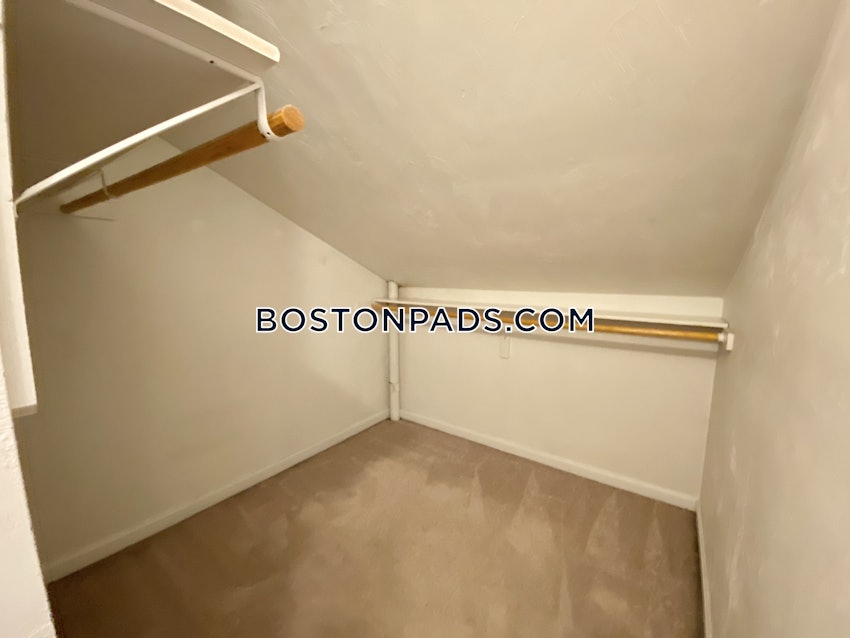 BOSTON - MISSION HILL - 3 Beds, 2.5 Baths - Image 12