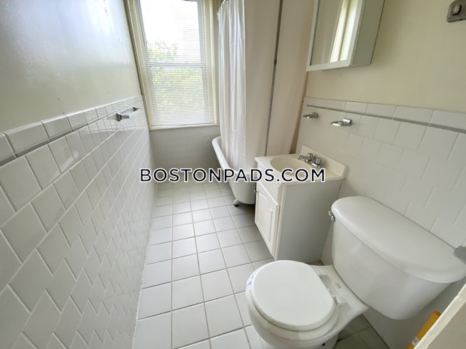Boston - $2,750+ /mo