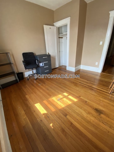 Boston - 3 Beds, 1 Baths