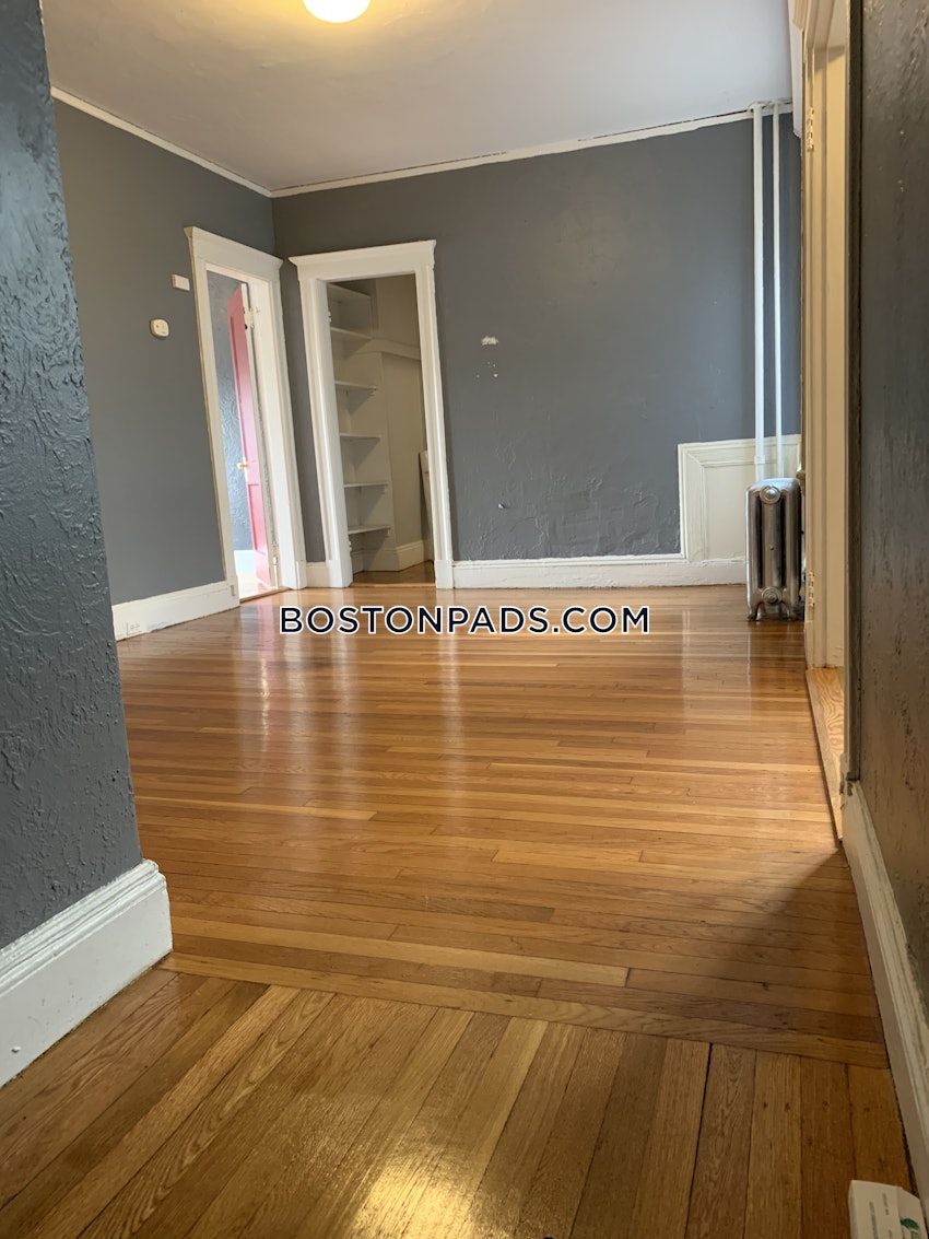 BOSTON - FENWAY/KENMORE - 1 Bed, 1 Bath - Image 8