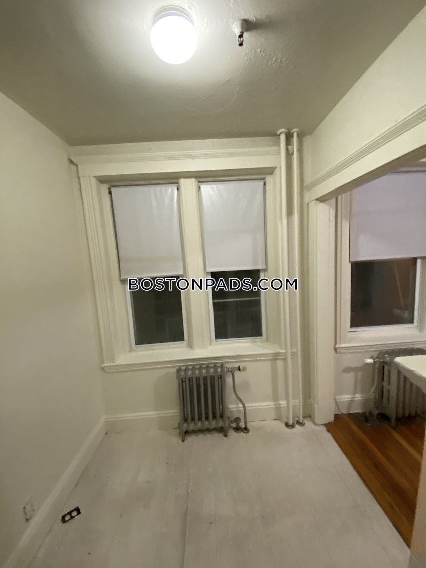 BOSTON - FENWAY/KENMORE - 1 Bed, 1 Bath - Image 10