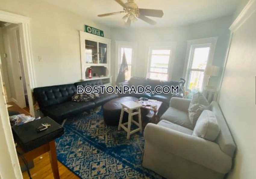 SOMERVILLE - TUFTS - 4 Beds, 1 Bath - Image 1