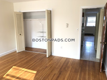 Boston - 1 Beds, 1 Baths