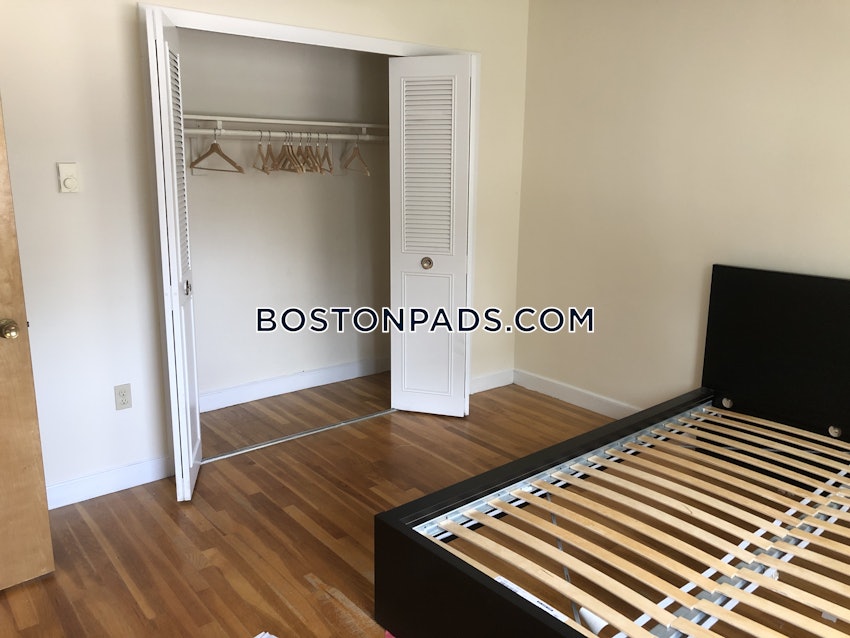 BOSTON - ALLSTON - 1 Bed, 1 Bath - Image 8