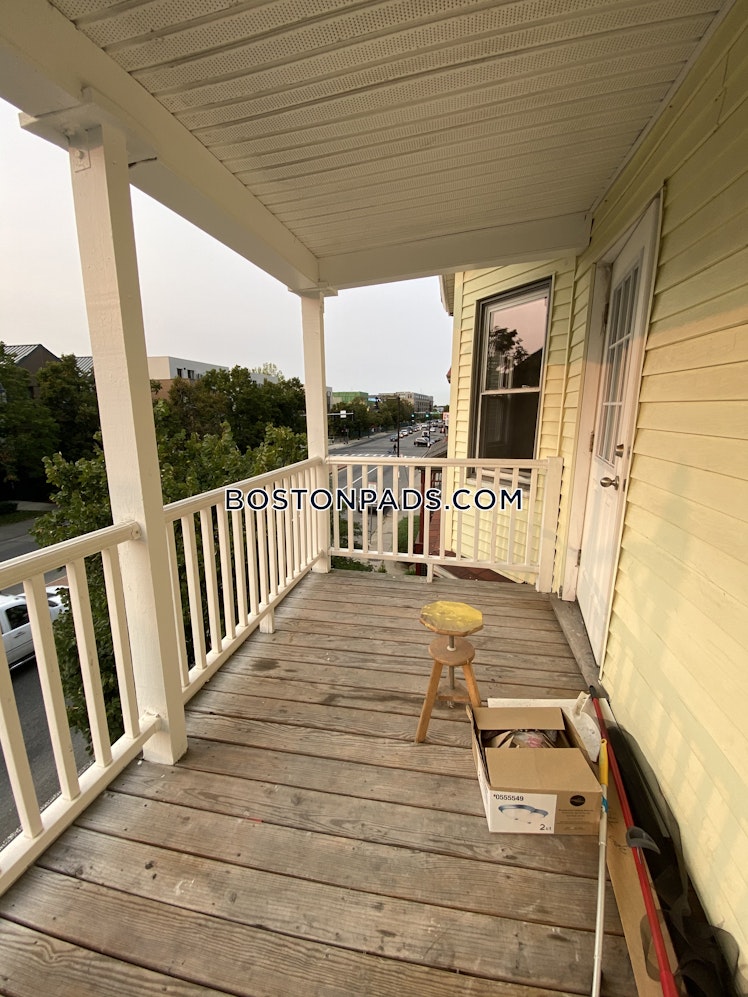 Hyde Park Ave., Boston