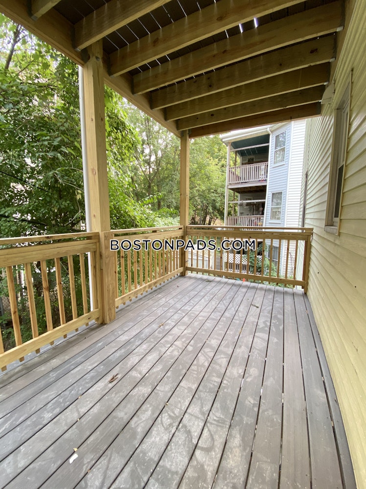 Hyde Park Ave., Boston