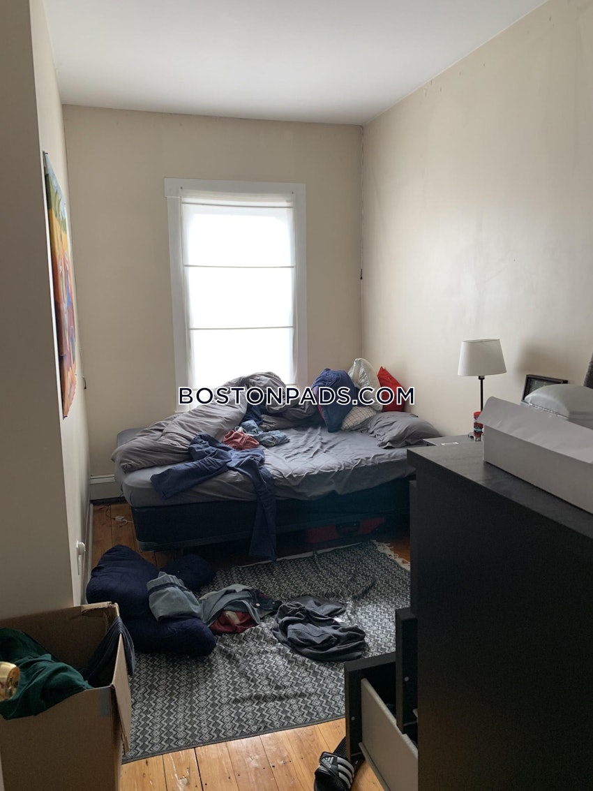 BOSTON - EAST BOSTON - JEFFRIES POINT - 4 Beds, 1 Bath - Image 1