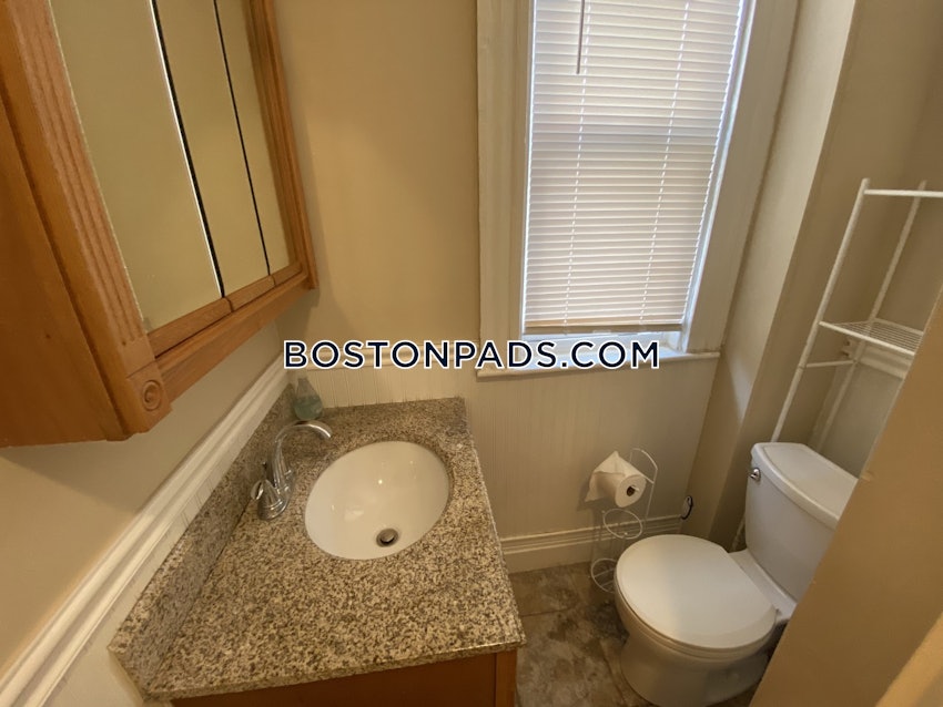 BOSTON - DORCHESTER - SAVIN HILL - 3 Beds, 1.5 Baths - Image 41